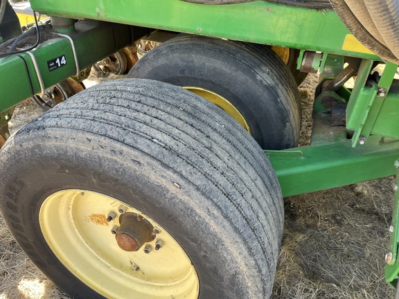 2009 John Deere DB60 Planter
