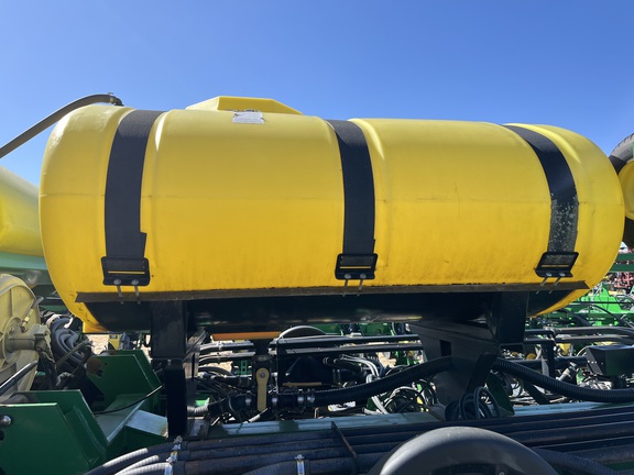 2009 John Deere DB60 Planter