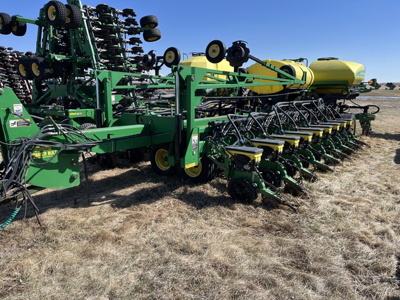 2009 John Deere DB60 Planter