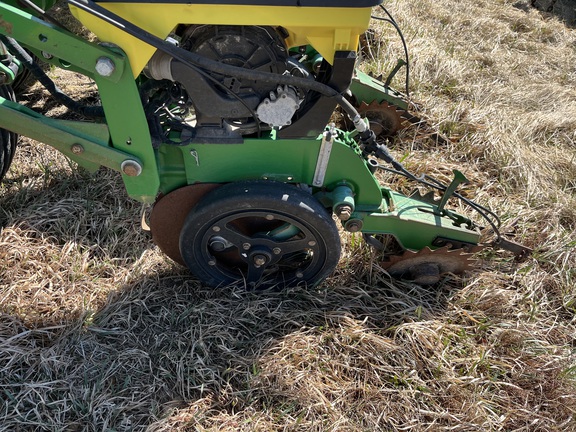 2009 John Deere DB60 Planter