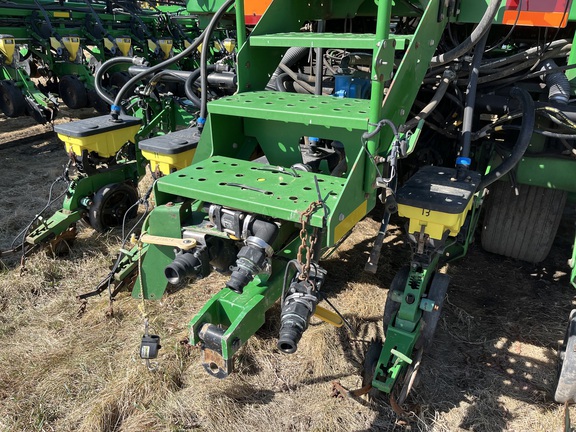 2009 John Deere DB60 Planter