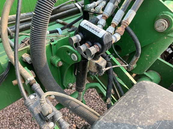 2009 John Deere 1770NT CCS Planter