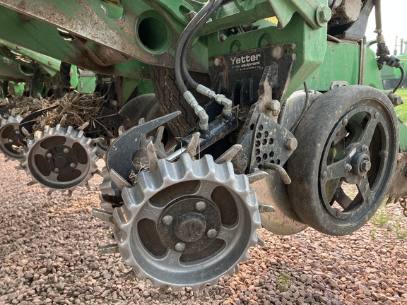 2009 John Deere 1770NT CCS Planter