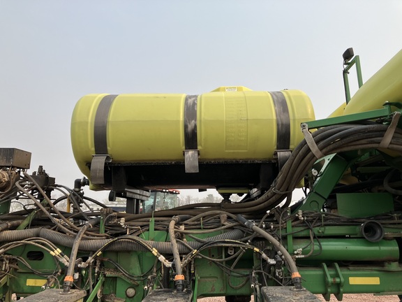 2009 John Deere 1770NT CCS Planter