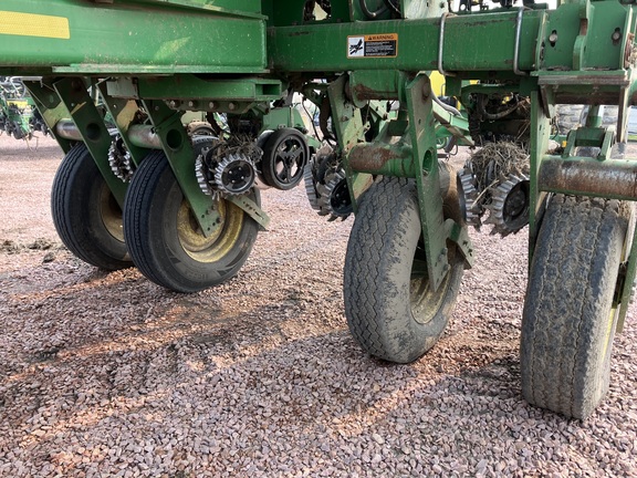 2009 John Deere 1770NT CCS Planter