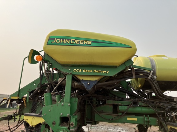 2009 John Deere 1770NT CCS Planter