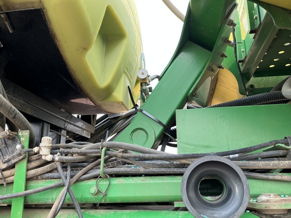 2009 John Deere 1770NT CCS Planter