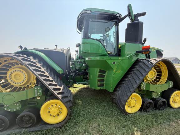 2023 John Deere 9RX 590 Tractor Rubber Track