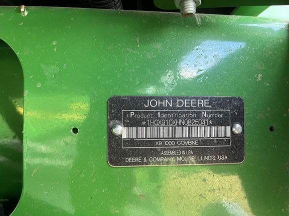 2023 John Deere X9 1000 Combine