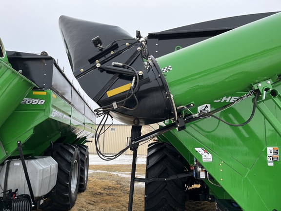 2023 Brent 2098 Grain Cart