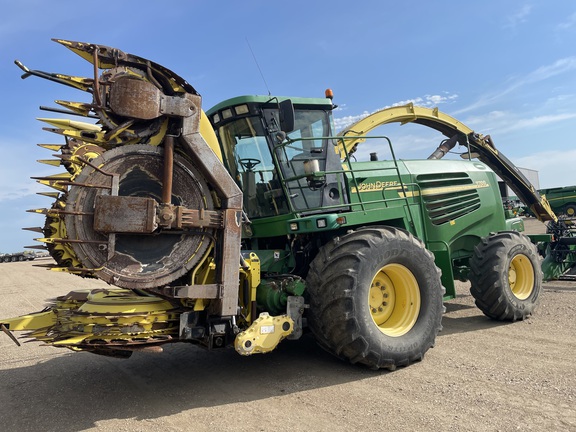 2004 John Deere 7700 Forage Harvester