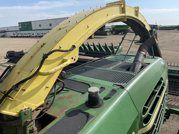 2004 John Deere 7700 Forage Harvester