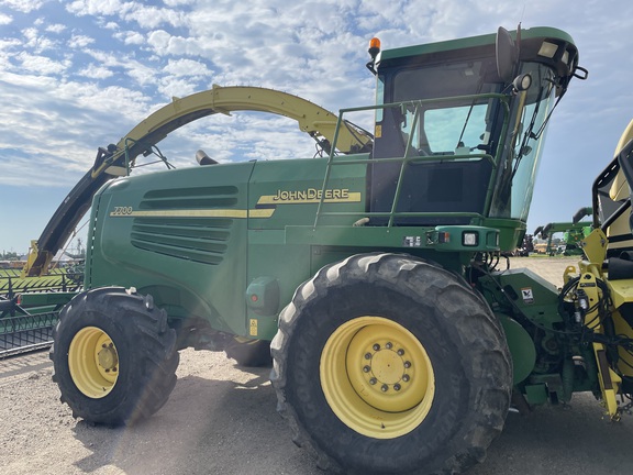 2004 John Deere 7700 Forage Harvester