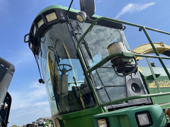 2004 John Deere 7700 Forage Harvester