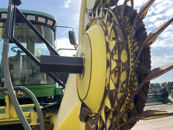 2004 John Deere 7700 Forage Harvester