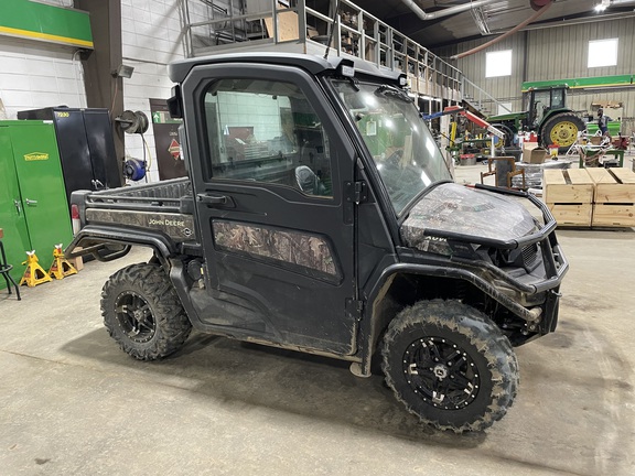 2022 John Deere XUV 835M ATV