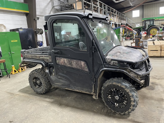 2022 John Deere XUV 835M ATV