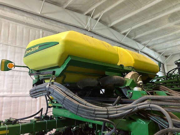 2012 John Deere DB90 Planter