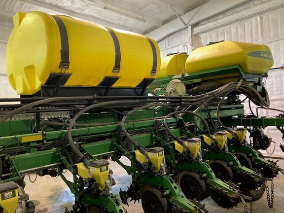 2012 John Deere DB90 Planter