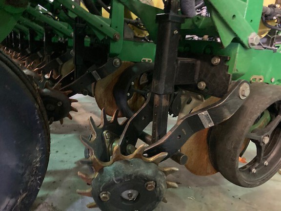 2012 John Deere DB90 Planter