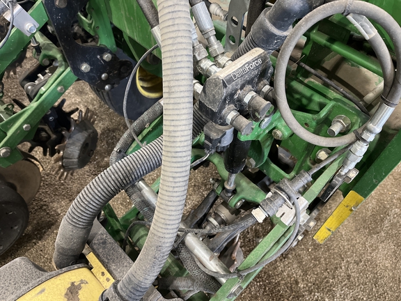 2014 John Deere DB90 Planter