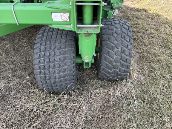 2013 John Deere 1890 Air Seeder