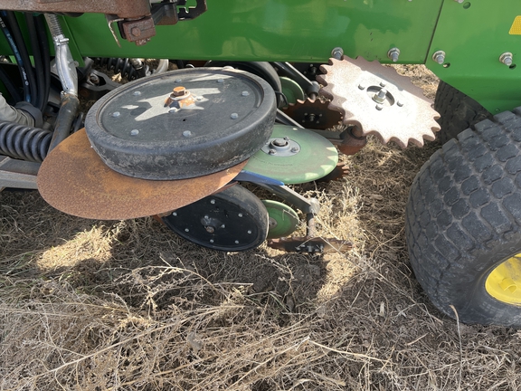 2013 John Deere 1890 Air Seeder