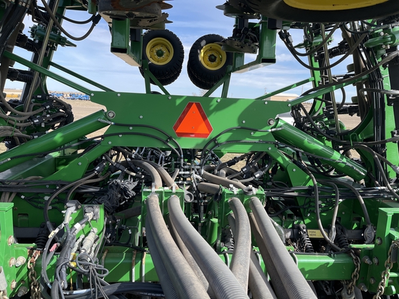 2013 John Deere 1890 Air Seeder