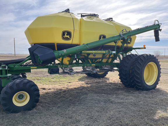 2013 John Deere 1890 Air Seeder