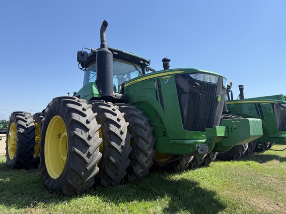 2017 John Deere 9570R Tractor 4WD