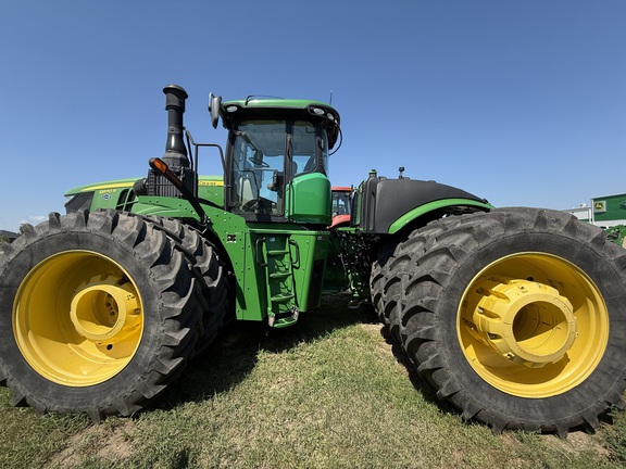 2017 John Deere 9570R Tractor 4WD