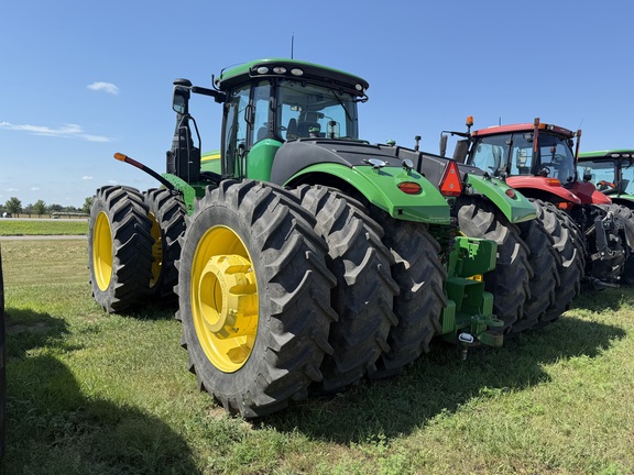 2017 John Deere 9570R Tractor 4WD