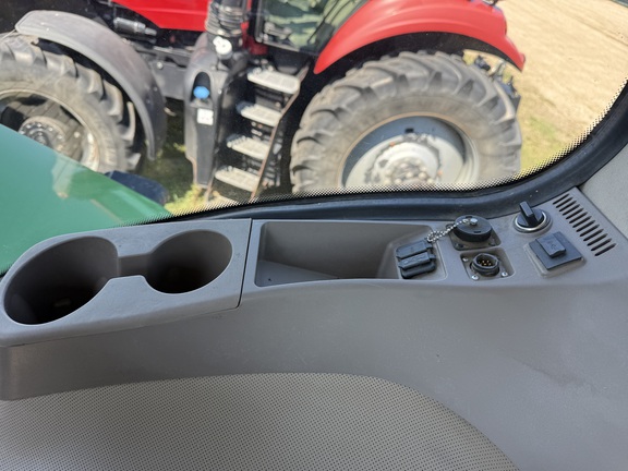 2017 John Deere 9570R Tractor 4WD