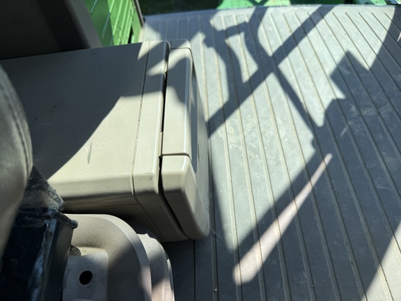 2017 John Deere 9570R Tractor 4WD