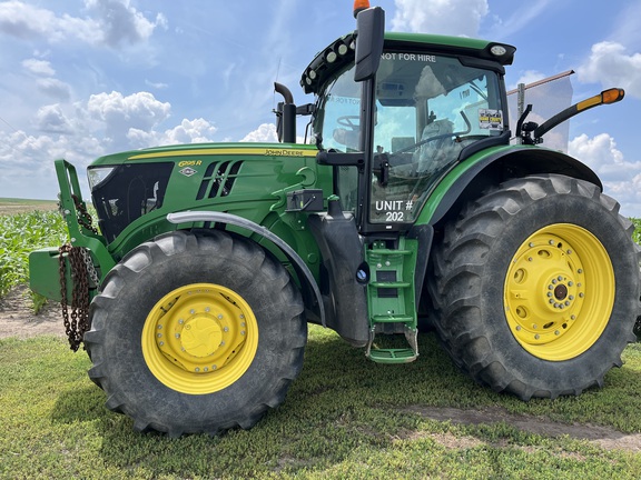 2022 John Deere 6195R Tractor