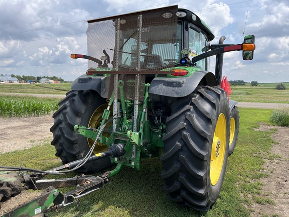 2022 John Deere 6195R Tractor