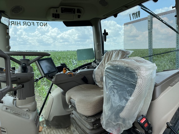 2022 John Deere 6195R Tractor