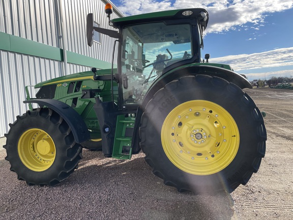 2014 John Deere 6R 155 Tractor