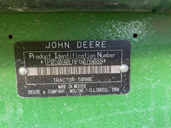 2023 John Deere 5090E Tractor