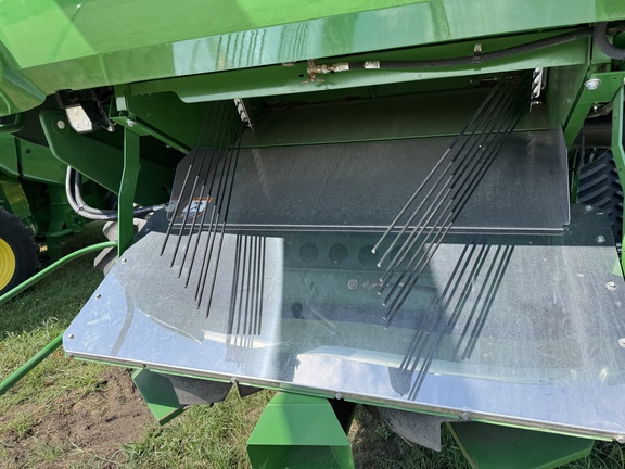 2023 John Deere S780 Combine