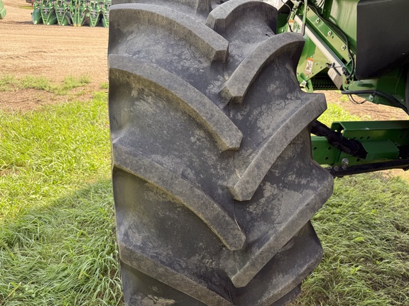 2023 John Deere S780 Combine