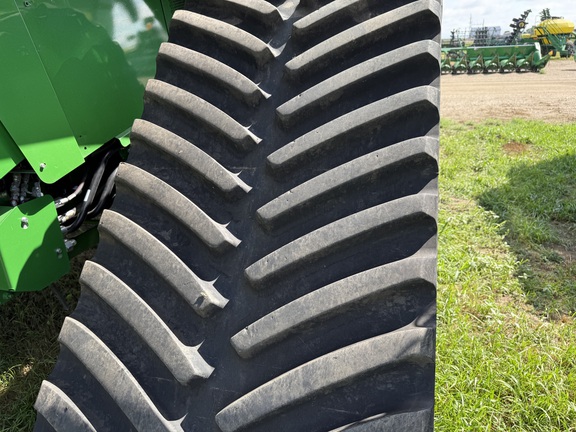 2023 John Deere S780 Combine