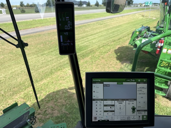 2023 John Deere S780 Combine