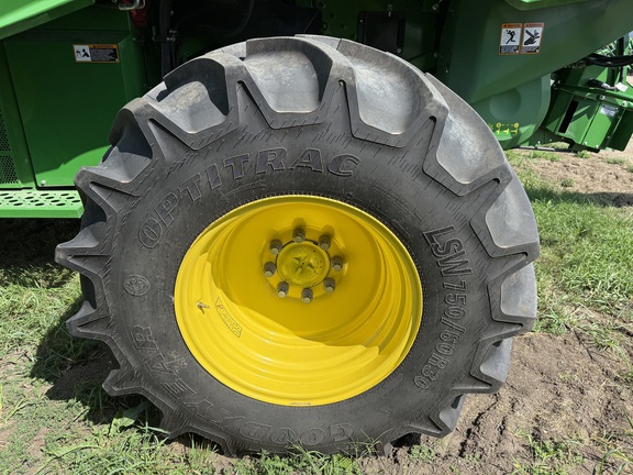 2023 John Deere S780 Combine