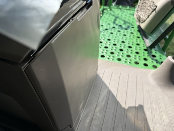 2023 John Deere S780 Combine