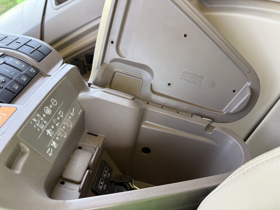 2023 John Deere S780 Combine