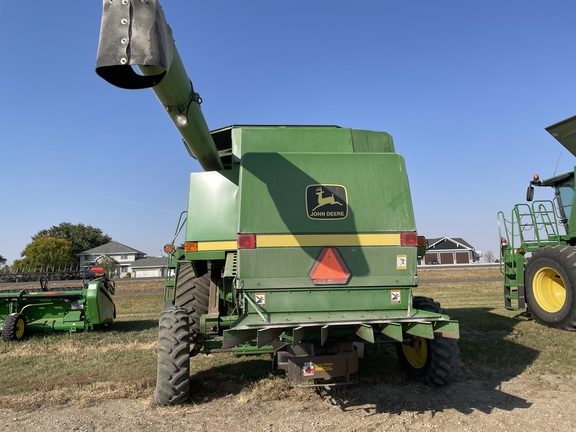 1994 John Deere 9600 Combine