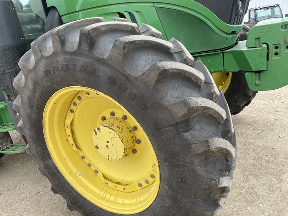 2016 John Deere 6175R Tractor