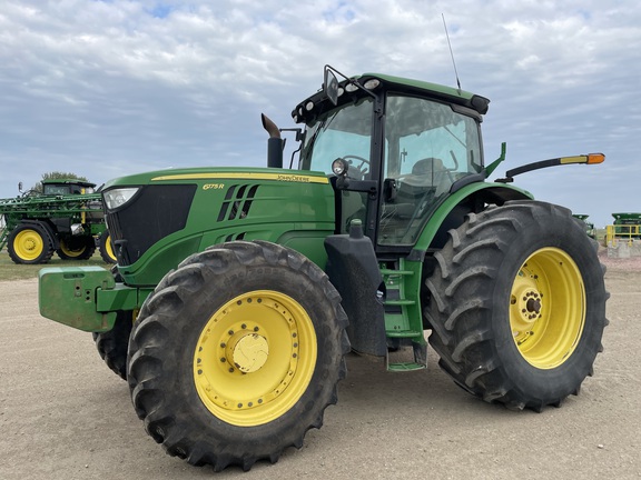 2016 John Deere 6175R Tractor