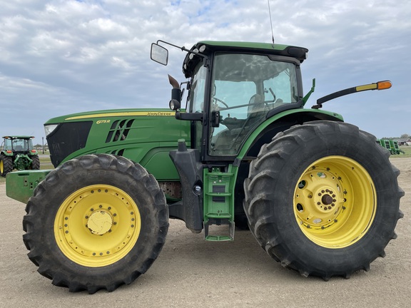 2016 John Deere 6175R Tractor